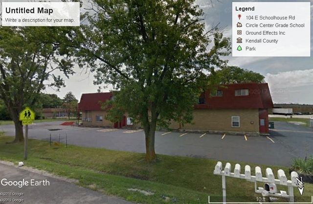 102 E Schoolhouse Rd, Yorkville, IL 60560